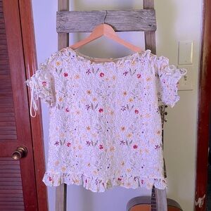 Solitaire Free People floral top with laced shoulders size XL